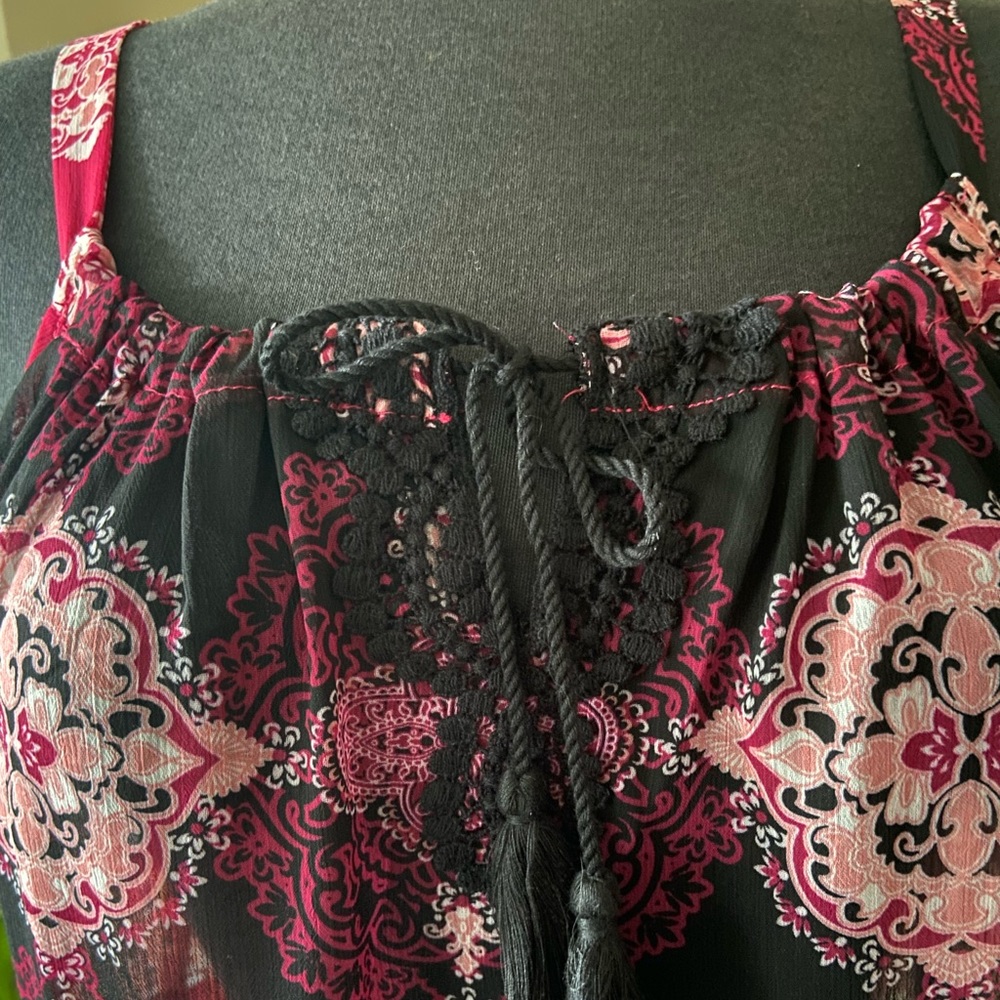 NWT Maurices Patterned Tank - Picture 3 of 11